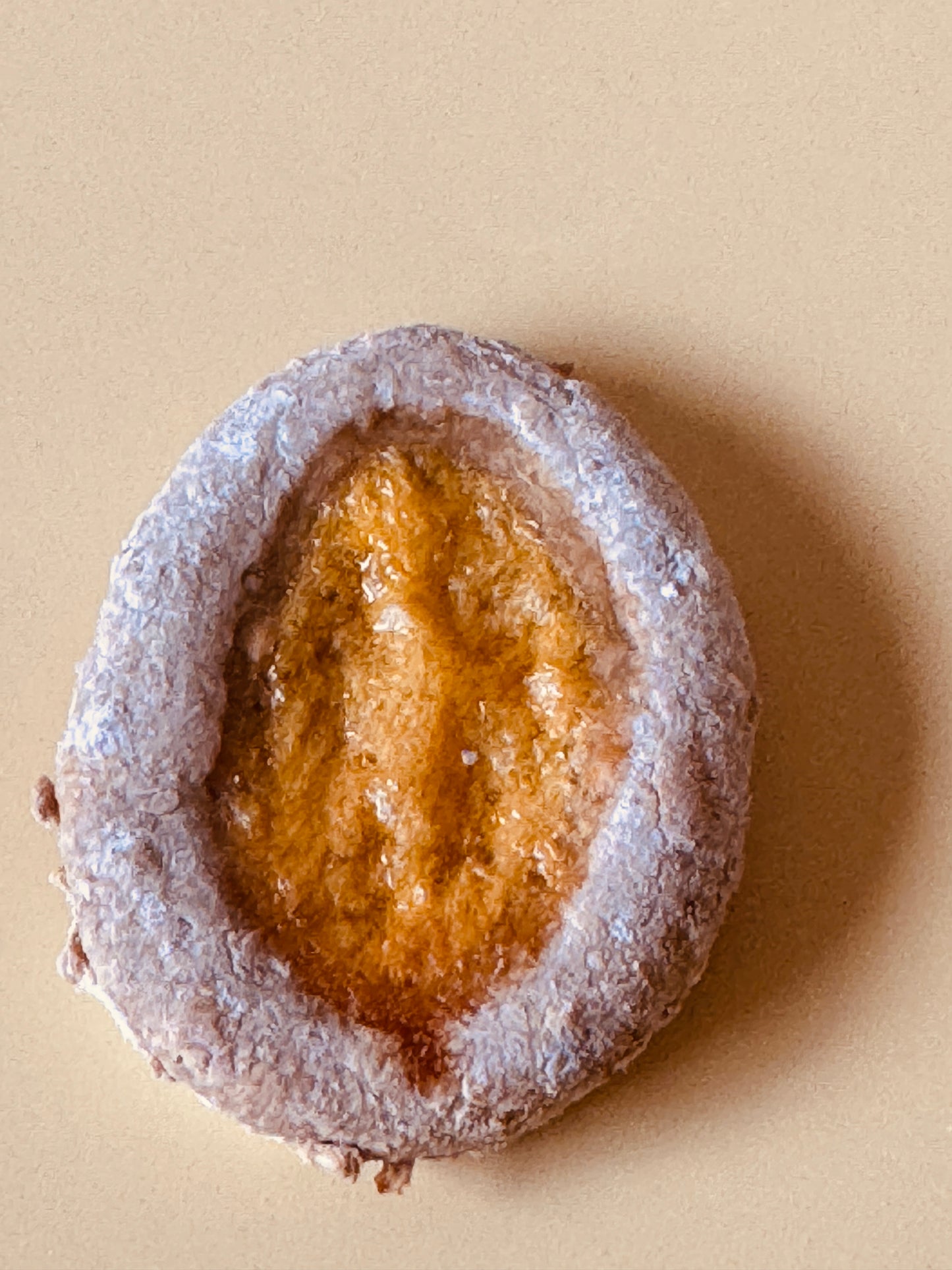 Fruchtige Bananekekse mit einem Mango Spiegel - gesund und lecker.