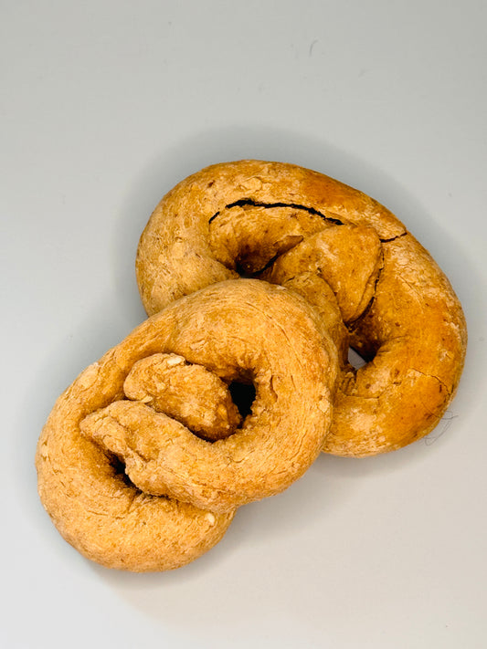 Bananen-Käsebrezel für Hunde - der leckere Snack für zwischendurch