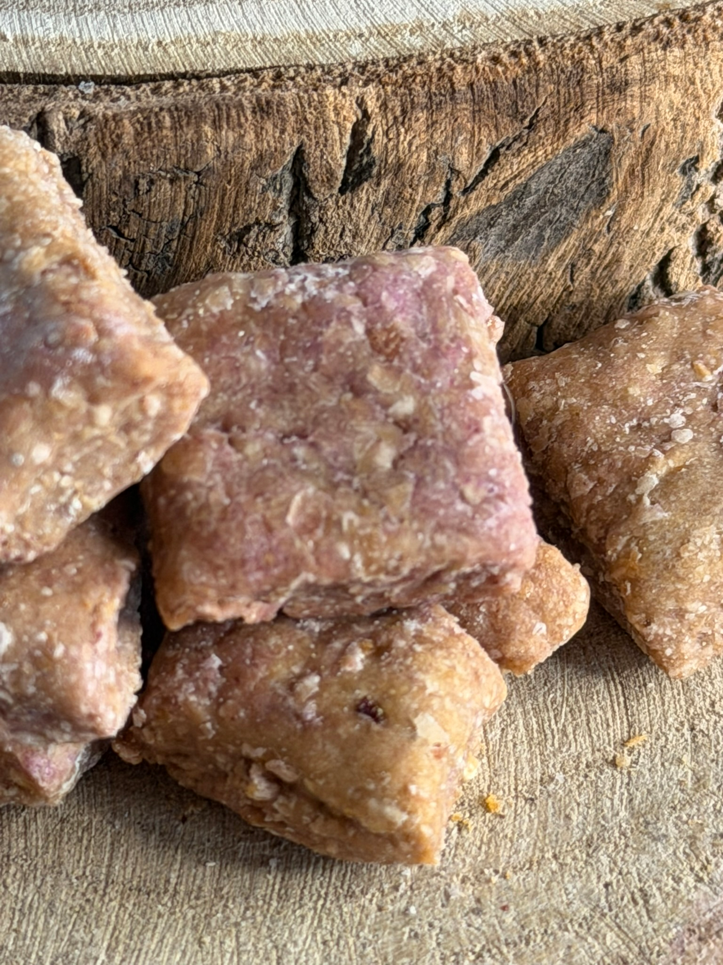 ONOmoment Prive, Hundesnack mit Banane und Yamswurzel